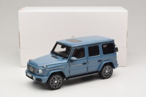 Mercedes G-Class W465 Vintage Blue Norev 1:18 183034 Metall - pilt 6/6