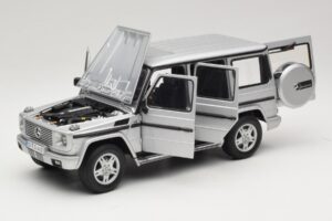 Mercedes G500 W463 LWB Edasimüüja Väljaanne Hõbedane AUTOart 1:18 B66962142 Metall - pilt 2/8