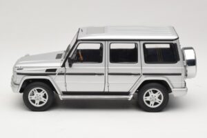 Mercedes G500 W463 LWB Edasimüüja Väljaanne Hõbedane AUTOart 1:18 B66962142 Metall - pilt 4/8