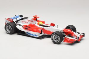Panasonic Toyota Racing TF106 #12 R. Schumacher 2006 Minichamps 1:18 AM59557K Metall - pilt 4/7