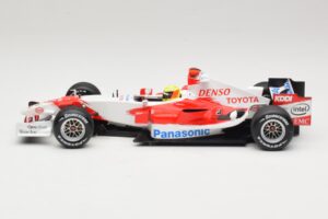 Panasonic Toyota Racing TF106 #12 R. Schumacher Presentation 2006 Minichamps 1:18 AM59553G Metall - pilt 3/6