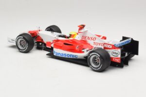 Panasonic Toyota Racing TF106 #12 R. Schumacher Presentation 2006 Minichamps 1:18 AM59553G Metall - pilt 5/6