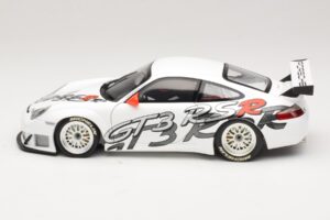 Porsche 911 996 GT3 RSR Valge 2005 Minichamps 1:18 WAP02160215 Metall - pilt 4/8