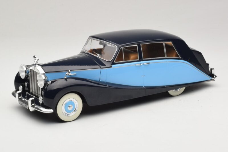 Rolls-Royce Silver Wraith Empress by Hooper Must & Tumesinine MCG 1:18 MCG18051 Metall