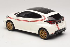 Toyota GR Yaris TGR Italy Piiratud Väljaanne Pure White Otto 1:18 OT1183 Vaik - pilt 5/6