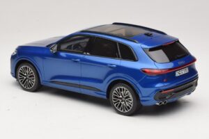 Audi SQ5 FY TFSI Ultra Sinine Otto 1:18 OT1281 Vaik - pilt 5/6