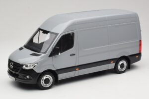 Mercedes Sprinter Hall Norev 1:18 183042 Metall