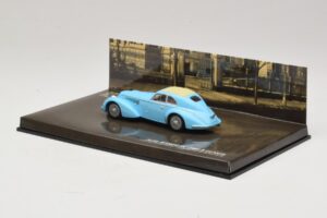 Alfa Romeo 8C 2900B Lungo Helesinine Minichamps 1:43 436120420 Metall - pilt 3/5