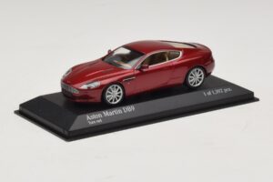 Aston Martin DB9 Punane Metallik Minichamps 1:43 400137340 Metall - pilt 2/4