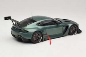 Aston Martin V12 Vantage GT3 Roheline AUTOart 1:18 81306 Metall - pilt 2/6