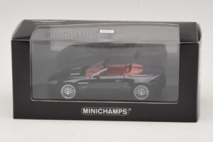 Aston Martin V8 Vantage Roadster Must Metallik Minichamps 1:43 400137431 Metall - pilt 4/4