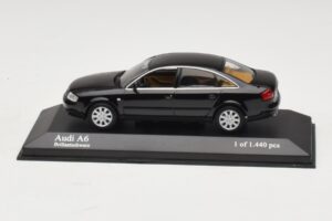 Audi A6 C5 Must Minichamps 1:43 430010200 Metall