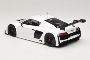 Audi R8 LMS Ultra Valge 2015 Minichamps 1:18 153151100 Metall - pilt 5/6