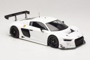Audi R8 LMS Ultra Valge 2015 Minichamps 1:18 153151100 Metall - pilt 4/6