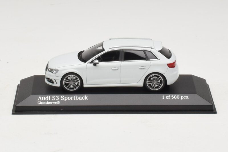 Audi S3 8V Sportback Valge Minichamps 1:43 Audi S3 8V Sportback Valge Minichamps 1:43 437013010 Metall