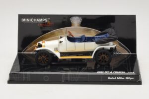 Audi Typ A Phaeton Valge Sinine Minichamps 1:43 437019032 Metall