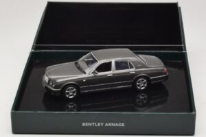 Bentley Arnage T Cypress Grey Minichamps 1:43 BL386 Metall - pilt 4/4
