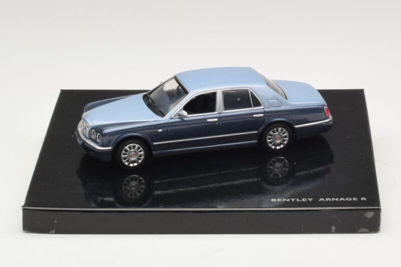 Bentley Arnage R Fountain Meteor Minichamps 1:43 Bentley Arnage R Fountain Meteor Minichamps 1:43 BL385 Metall