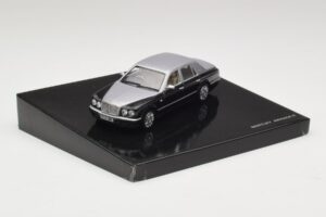 Bentley Arnage R Hõbe Minichamps 1:43 BL387 Metall - pilt 2/4
