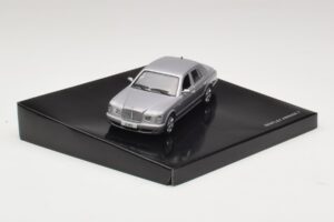 Bentley Arnage T Silver Tempest Minichamps 1:43 BL326 Metall - pilt 2/4