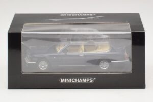Bentley Azure Sinine Minichamps 1:43 436139931 Metall - pilt 4/4