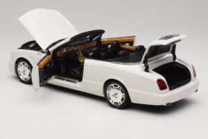 Bentley Azure Glacier White Asenduskarp Minichamps 1:18 100139502-R1 Metall - pilt 5/8