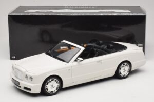 Bentley Azure Glacier White Asenduskarp Minichamps 1:18 100139502-R1 Metall - pilt 8/8