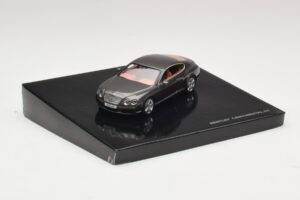 Bentley Continental GT Cypress Green Minichamps 1:43 BL312 Metall - pilt 2/4