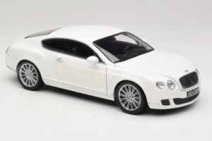 Bentley Continental GT Valge Asenduskarp Minichamps 1:18 100139621-R1 Metall - pilt 6/8