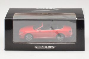 Bentley Continental GTC Speed Punane Minichamps 1:43 436139061 Metall - pilt 4/4