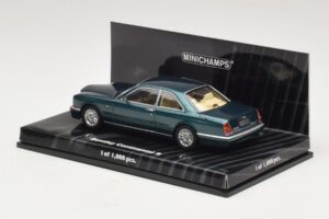 Bentley Continental R Roheline Metallik Minichamps 1:43 436139921 Metall - pilt 3/4