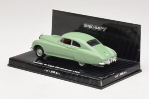 Bentley R-Type Continental Roheline Minichamps 1:43 436139424 Metall - pilt 3/4