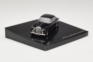 Bentley S1 Continental Flying Spur Must Minichamps 1:43 BL468 Metall - pilt 2/4