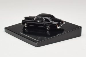Bentley S1 Continental Flying Spur Must Minichamps 1:43 BL468 Metall - pilt 3/4