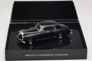 Bentley S1 Continental Flying Spur Must Minichamps 1:43 BL468 Metall - pilt 4/4