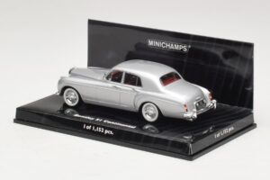 Bentley S1 Continental Hõbe Minichamps 1:43 436139552 Metall - pilt 3/4