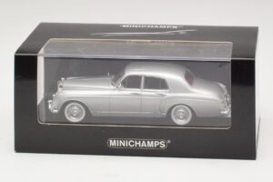 Bentley S1 Continental Hõbe Minichamps 1:43 436139552 Metall - pilt 4/4