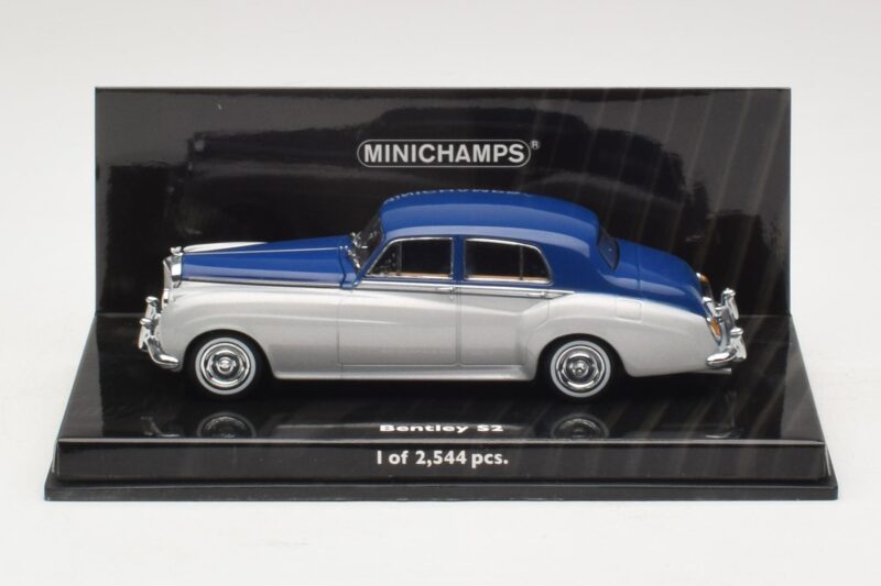 Bentley S2 Hõbesinine Minichamps 1:43 Bentley S2 Hõbesinine Minichamps 1:43 436139950 Metall