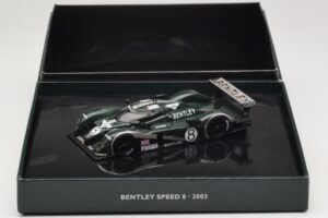 Bentley Speed 8 LMP900 #8 J. Herbert / D. Brabham / M. Blundell 24 Hours of Le Mans 2003 Minichamps 1:43 BL364 Metall - pilt 4/4