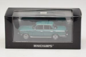 BMW 2000A Roheline Minichamps 1:43 437023001 Metall - pilt 4/4