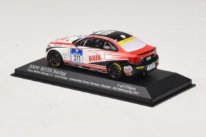 BMW M235i Team Mathol Racing #311 Scherfeld / Duve 24 Hours of Nurburgring 2015 Minichamps 1:43 437152511 Metall - pilt 3/4
