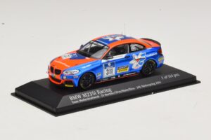 BMW M235i Team Medienkraftwerk #311 Di Martino / Olivo 24 Hours of Nurburgring 2014 Minichamps 1:43 437142411 Metall - pilt 2/4