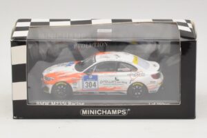 BMW M235i Team Rent2drive #304 Ackermann / Wishkirchen 24 Hours of Nurburgring 2015 Minichamps 1:43 437152504 Metall - pilt 4/4