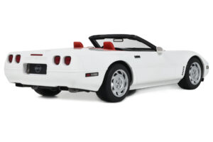 Chevrolet Corvette C4 Kabriolett Arctic White GT Spirit 1:18 GT580 Vaik - pilt 2/5