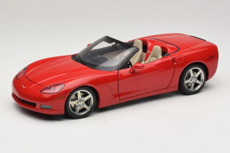 Chevrolet Corvette C6 Kabriolett Punane AUTOart 1:18 71221 Metall
