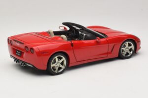 Chevrolet Corvette C6 Kabriolett Punane AUTOart 1:18 71221 Metall - pilt 3/8