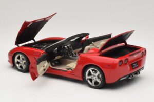Chevrolet Corvette C6 Kabriolett Punane AUTOart 1:18 71221 Metall - pilt 5/8