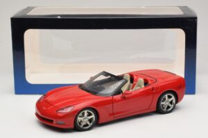Chevrolet Corvette C6 Kabriolett Punane AUTOart 1:18 71221 Metall - pilt 8/8