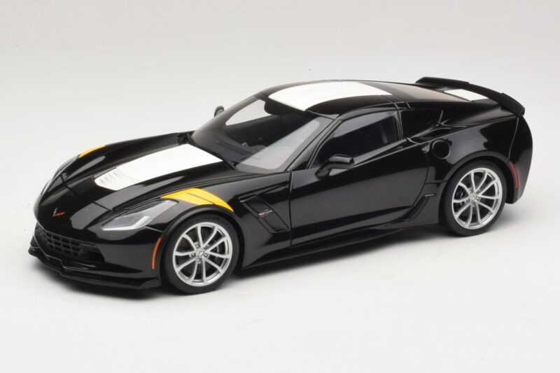 Chevrolet Corvette C7 Grand Sport Must Valgete Triipudega AUTOart 1:18 71273 Komposiit