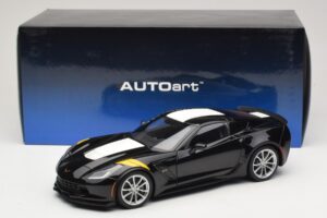 Chevrolet Corvette C7 Grand Sport Must Valgete Triipudega AUTOart 1:18 71273 Komposiit - pilt 8/8